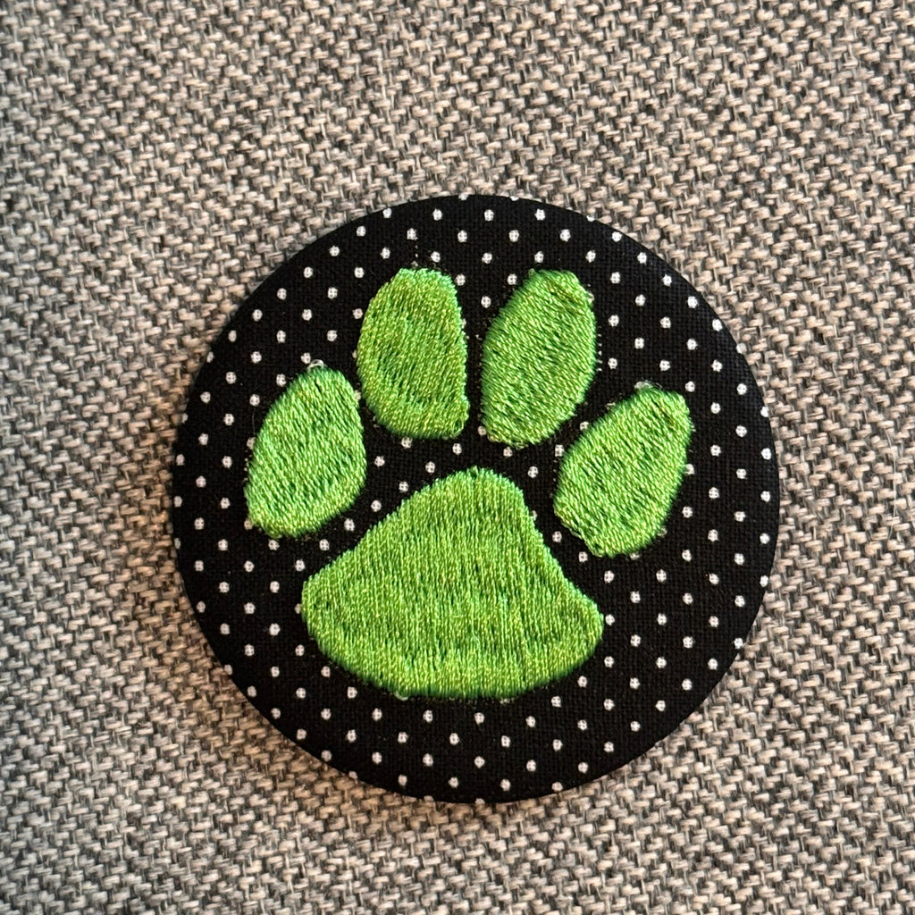 green paw button gameday in pinback homecoming hoco embroidery texas cubs bears cougars tigers panthers cats bulldogs dawgs mascot polkadot